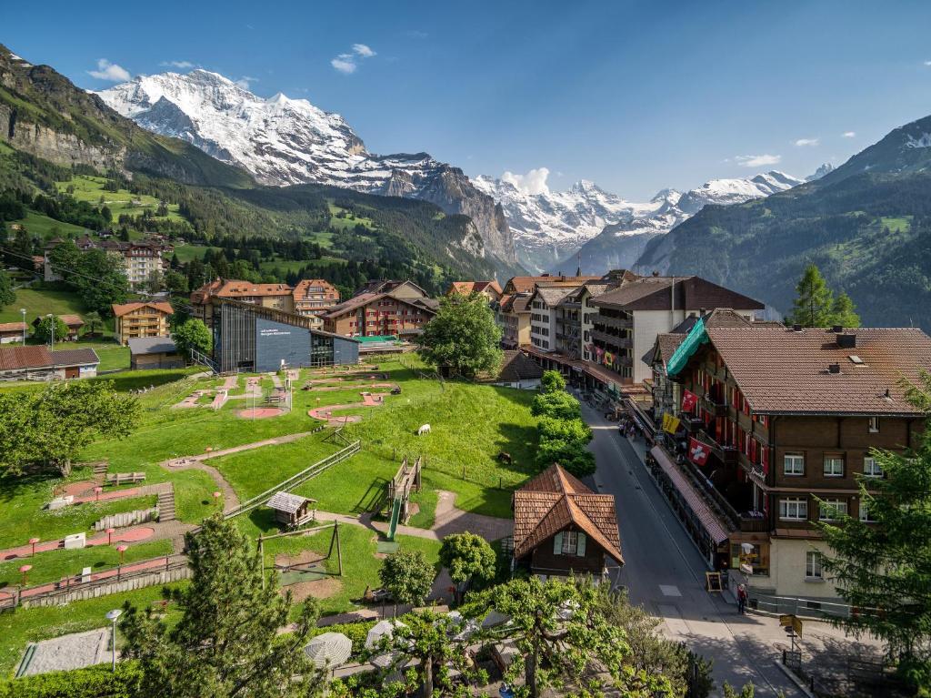 Hotel Schoenegg Wengen Room photo